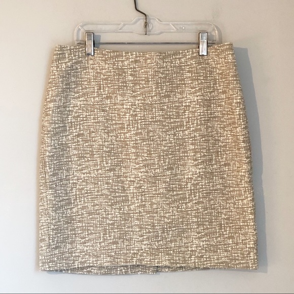 Banana Republic Factory Grey Tweed Pencil Skirt, size 6 - Picture 4 of 8